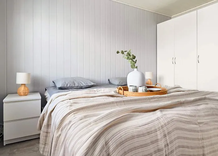 Semesterbostad 8 Person In Sandoy *