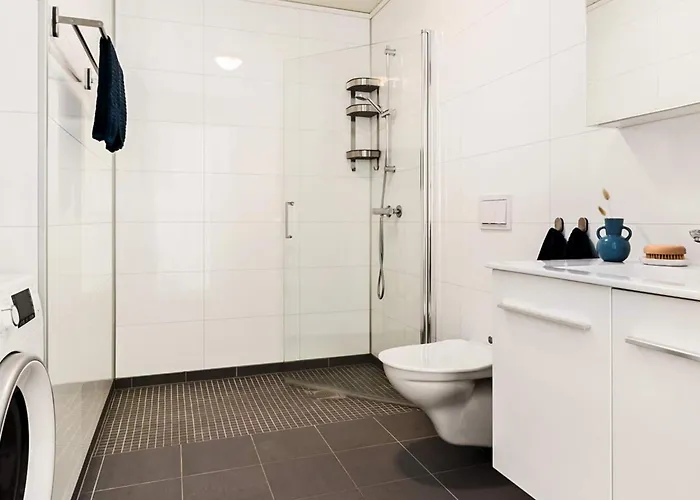 8 Person In Sandoy Tatil Evi Finnøy